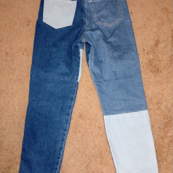 Hollister Ultra High-Rise Mom Jeans Size 7R - Picture 2 of 9
